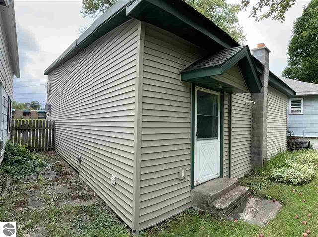 214 Granite ST, Cadillac City, MI 49601
