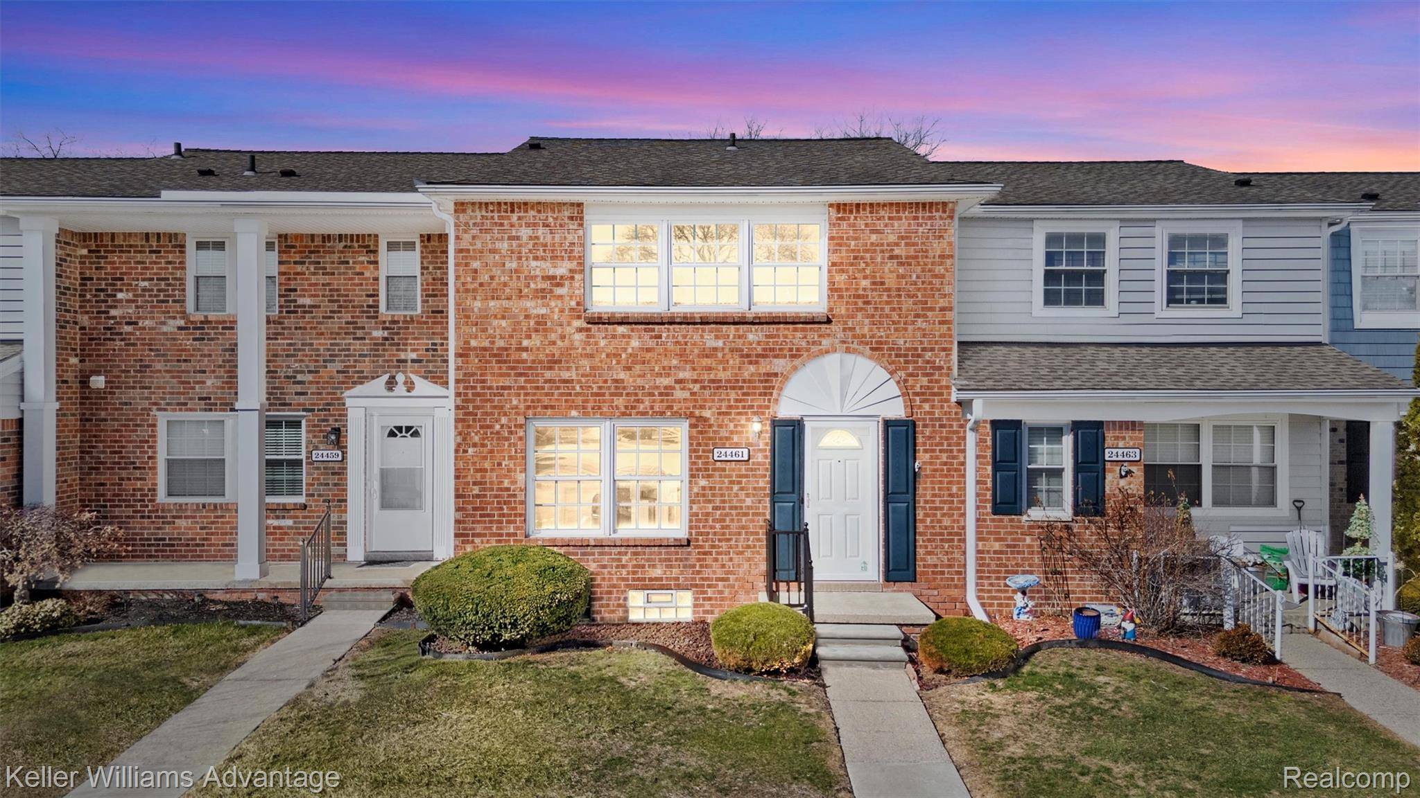 24461 Olde Orchard ST, Novi, MI 48375