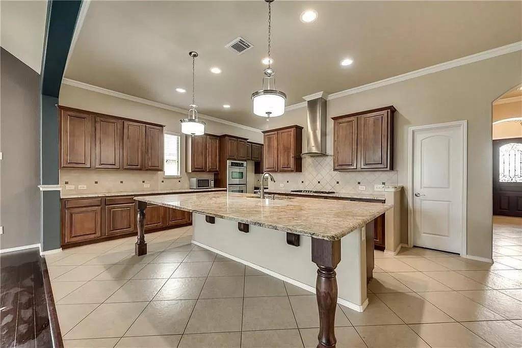 914 Mangrove Drive, Fate, TX 75087