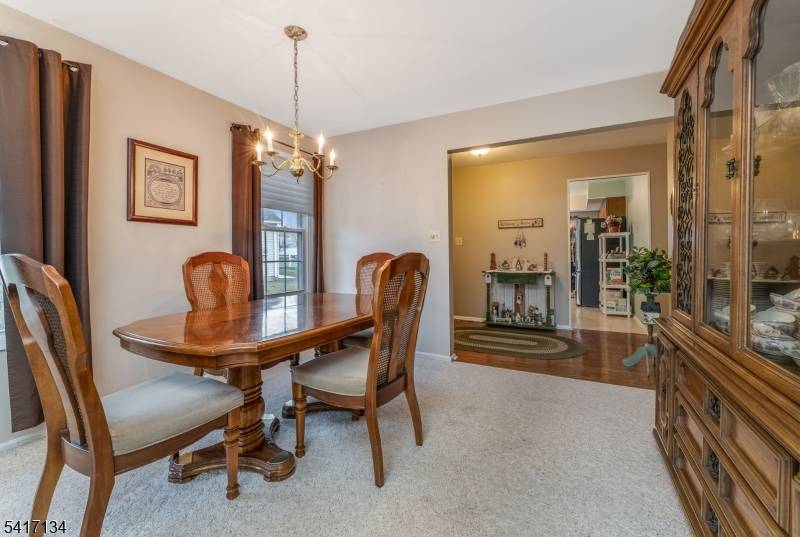 5 Choctaw Ridge Road, Branchburg Twp., NJ 08876