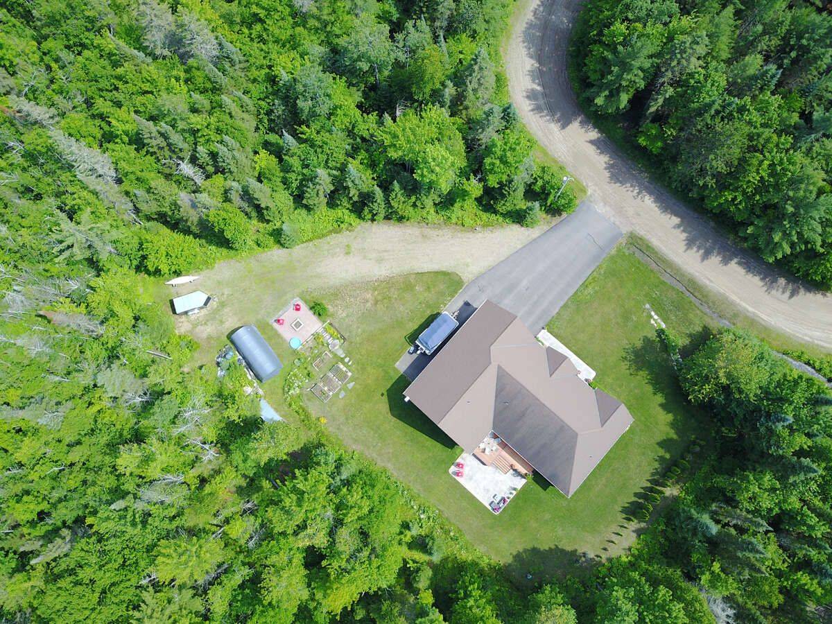 110 Monck SQ, Laurentian Hills, ON K0J 1P0