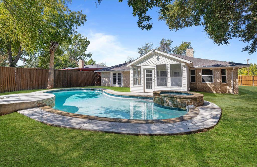 625 Heritage Hill Drive, Forney, TX 75126