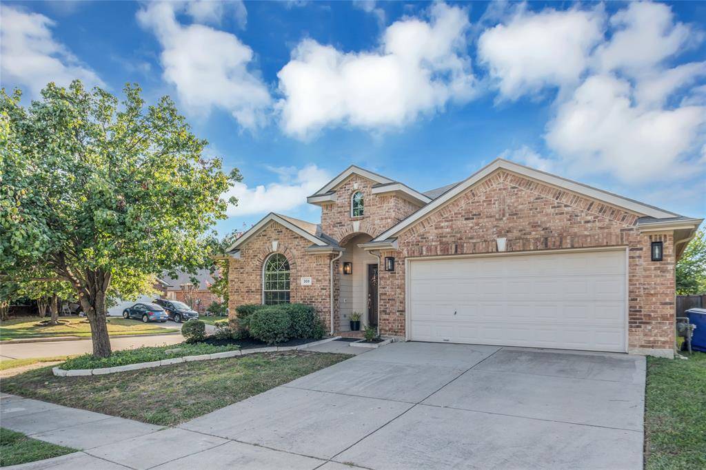 308 Cadbury Drive, Euless, TX 76040