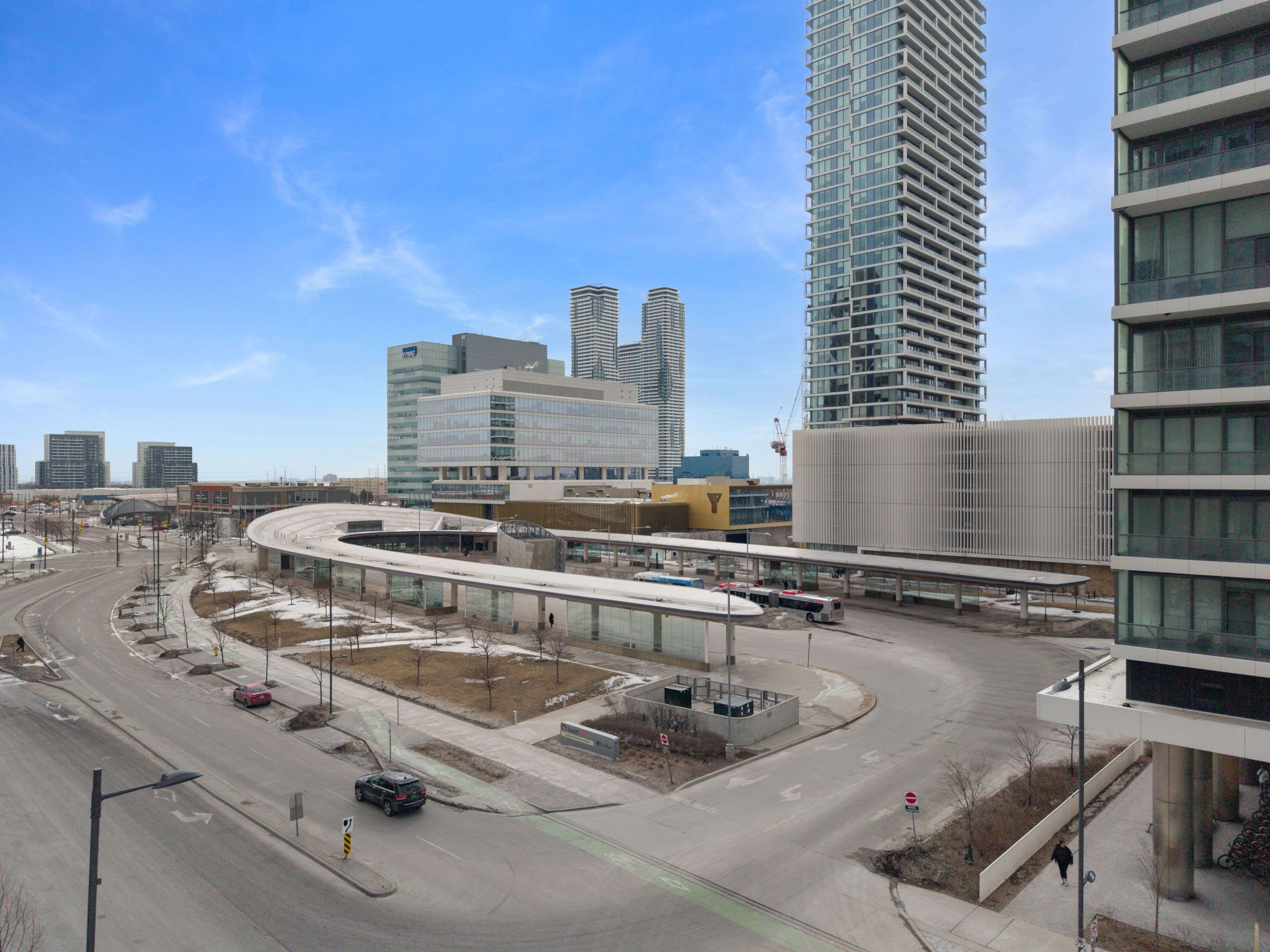 1000 Portage Pkwy #310, Vaughan, ON L4K 0L1