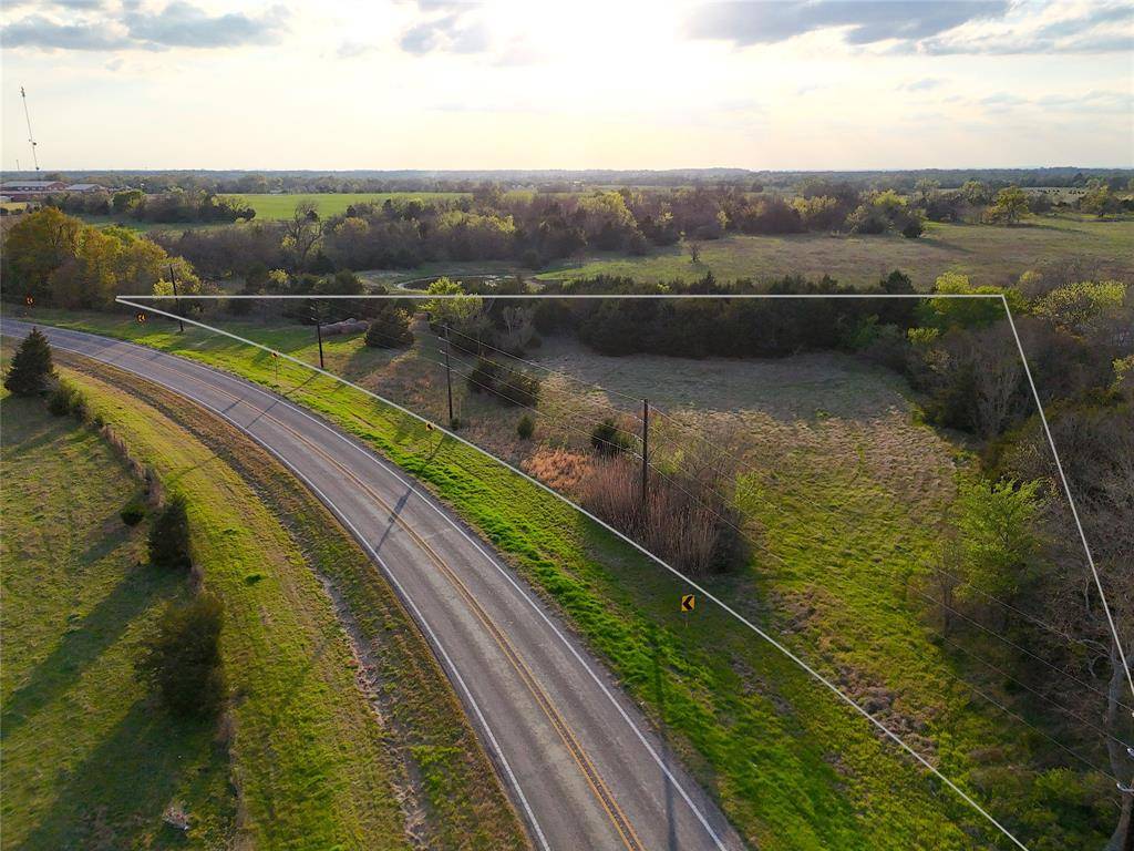 025 FM 2194, Celeste, TX 75423