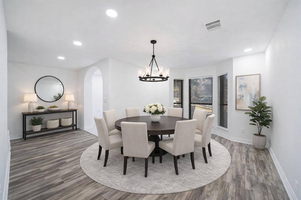 721 Keessee Drive, Cedar Hill, TX 75104