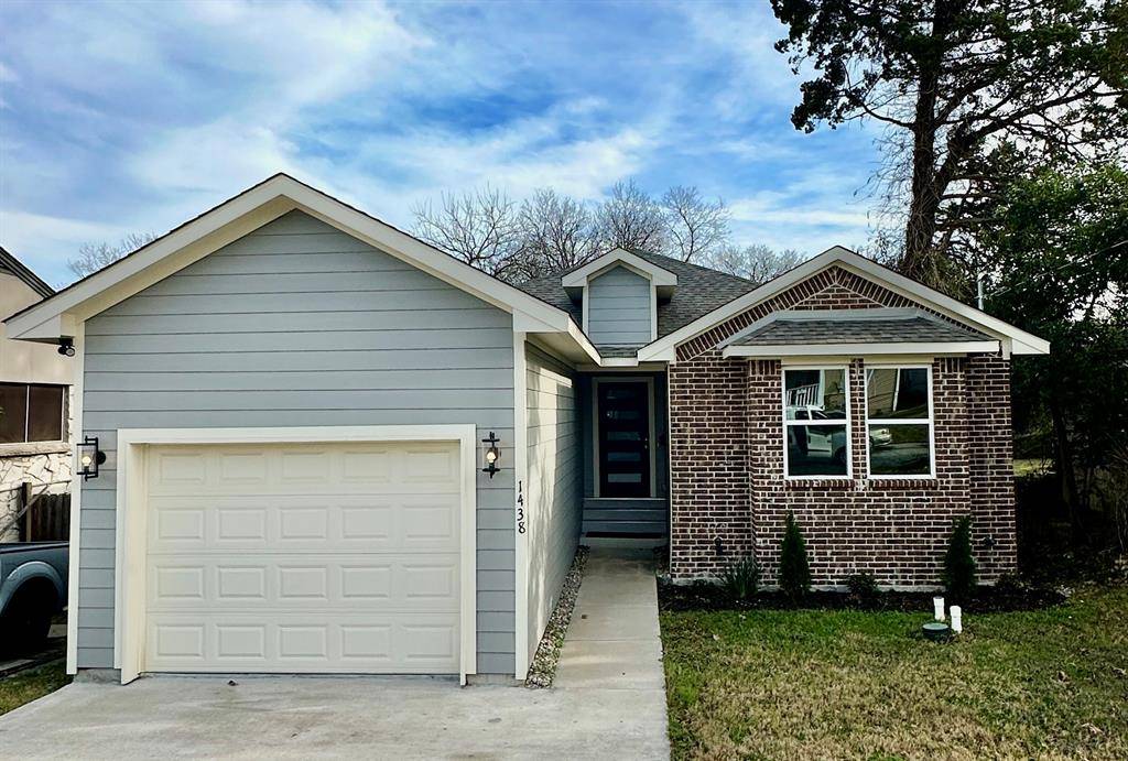 1438 E Waco Avenue, Dallas, TX 75216