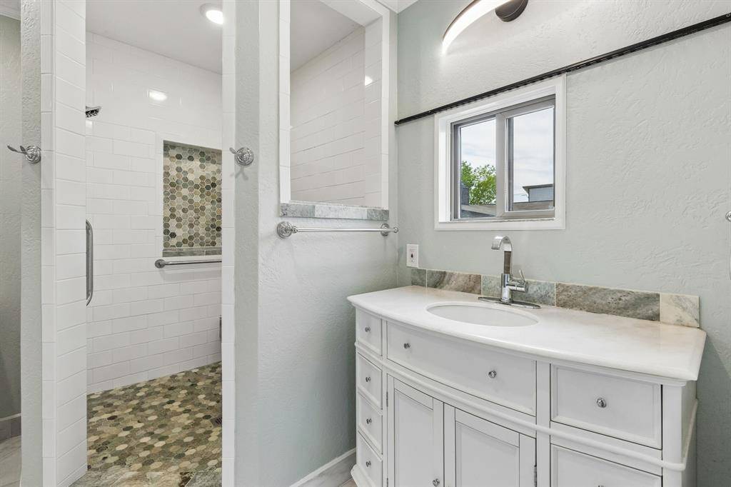 8015 Eagle Trail, Dallas, TX 75238