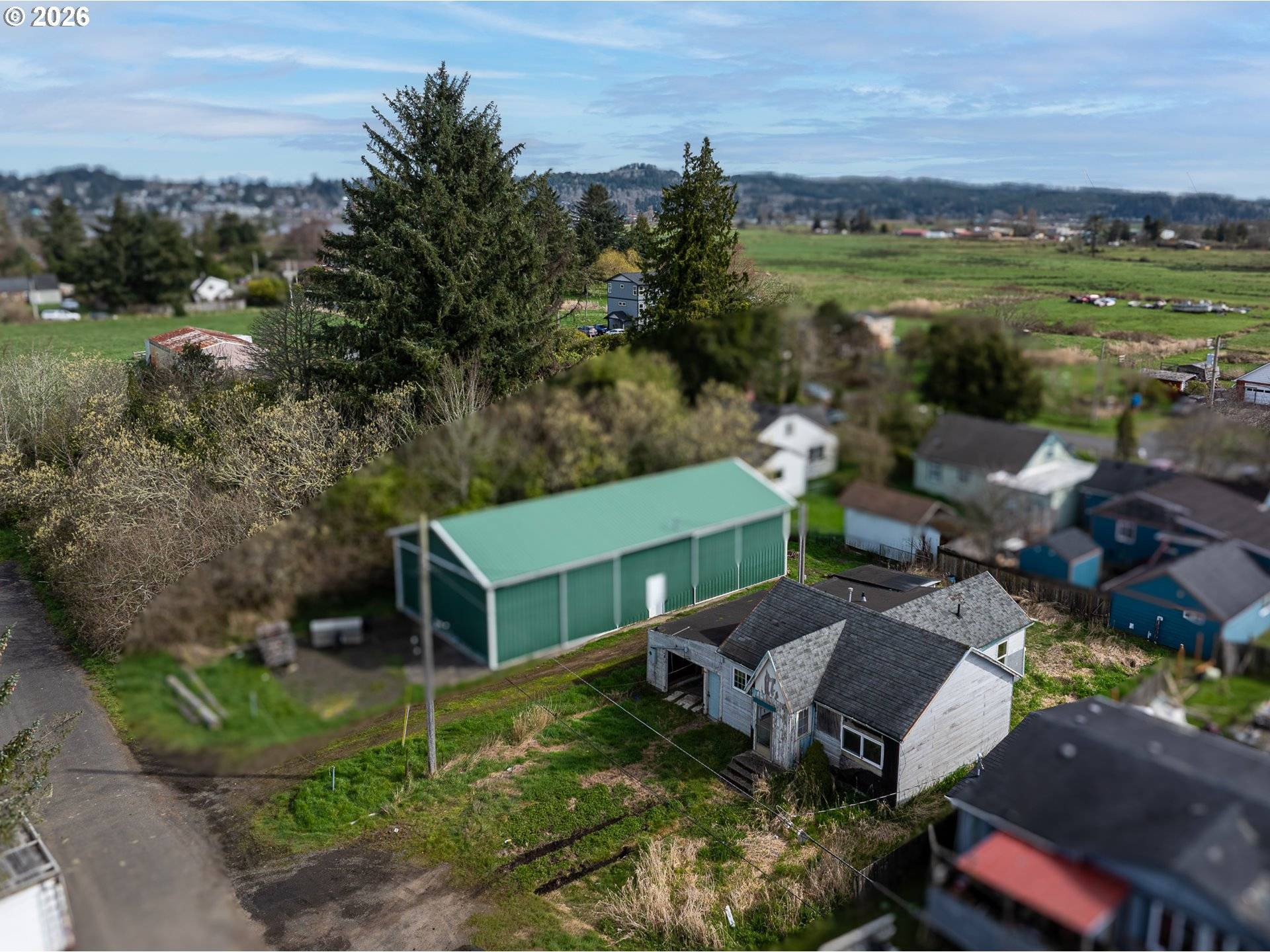 92389 F RD, Astoria, OR 97103