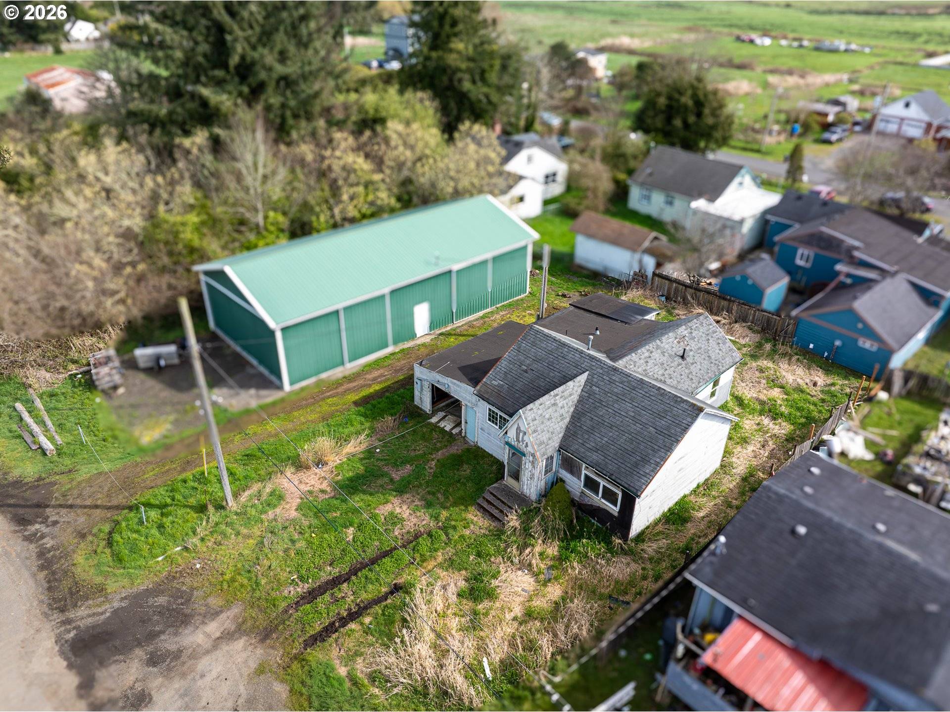 92389 F RD, Astoria, OR 97103