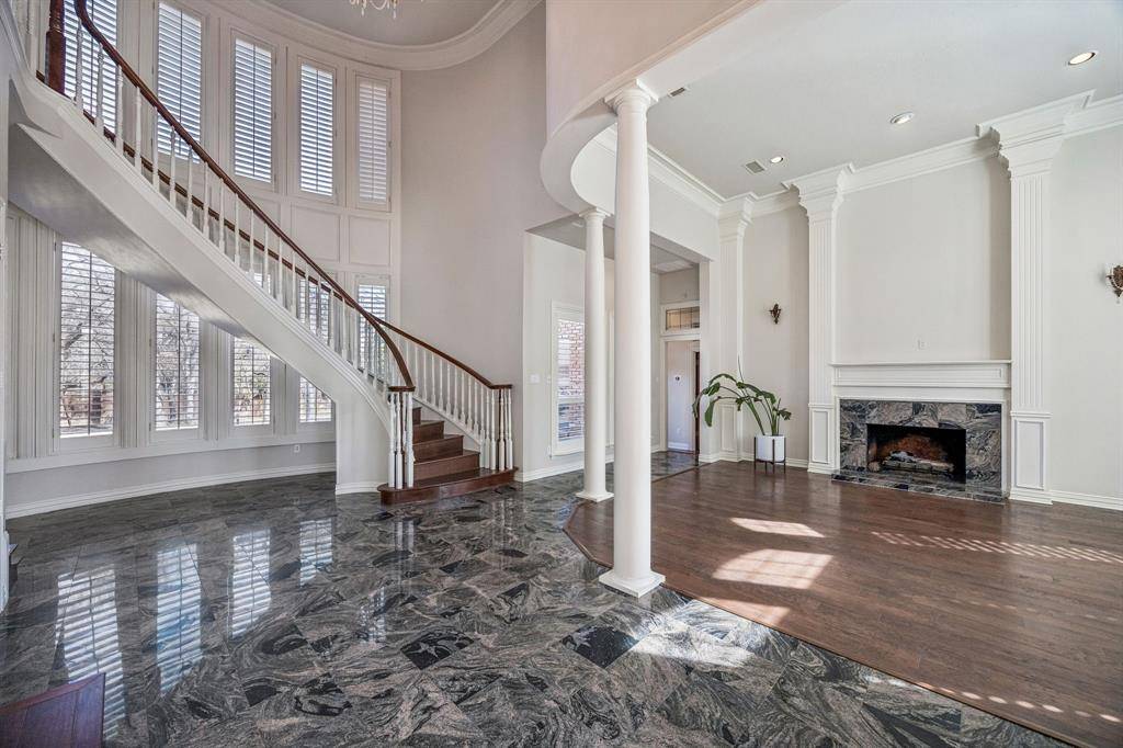 2900 Creek View Drive, Flower Mound, TX 75022