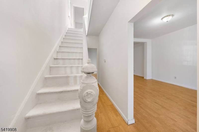 838 Rebecca Pl, Elizabeth City, NJ 07201