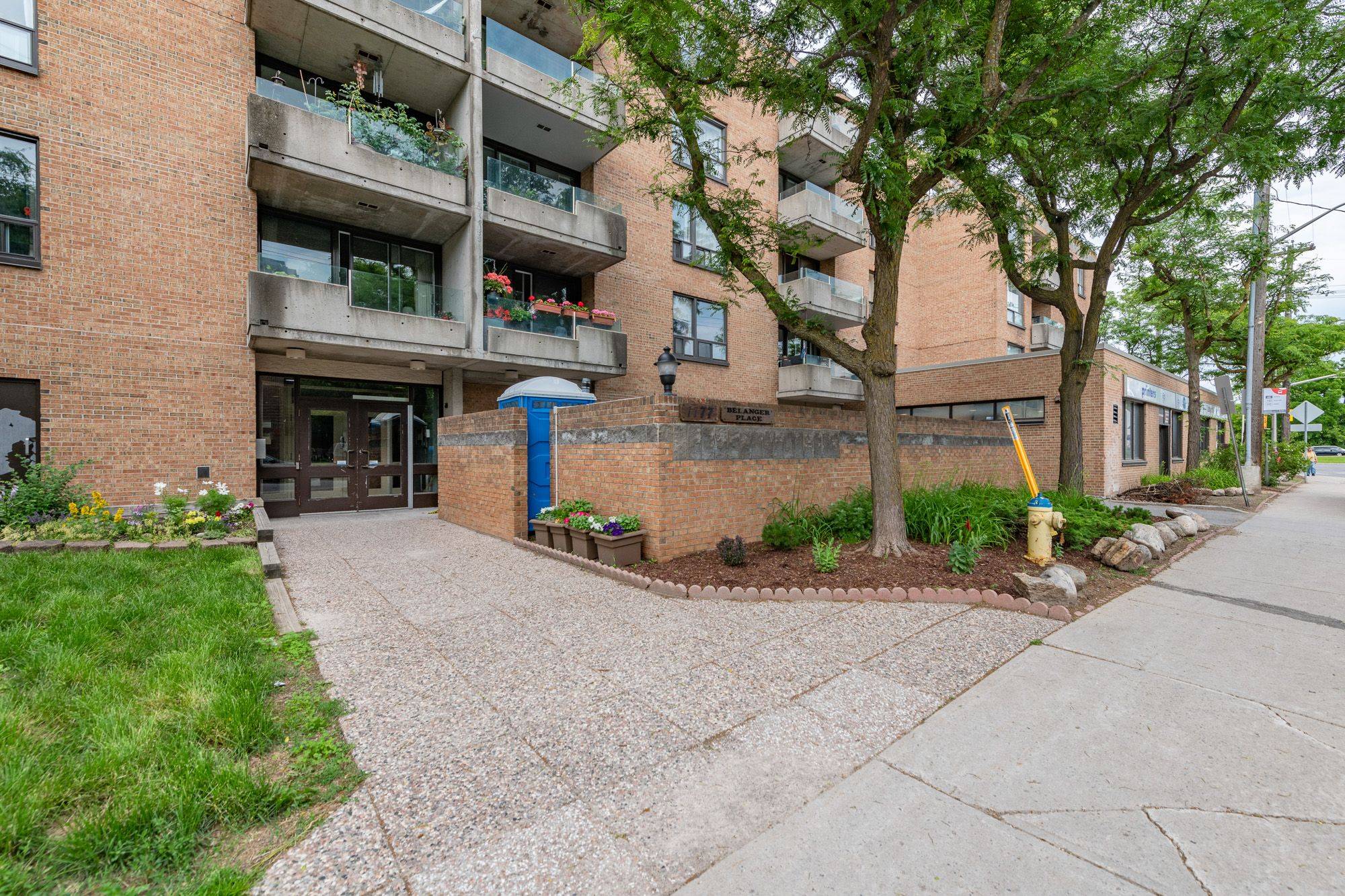 1177 Belanger AVE ##206, Billings Bridge - Riverside Park And Area, ON K1H 8N7