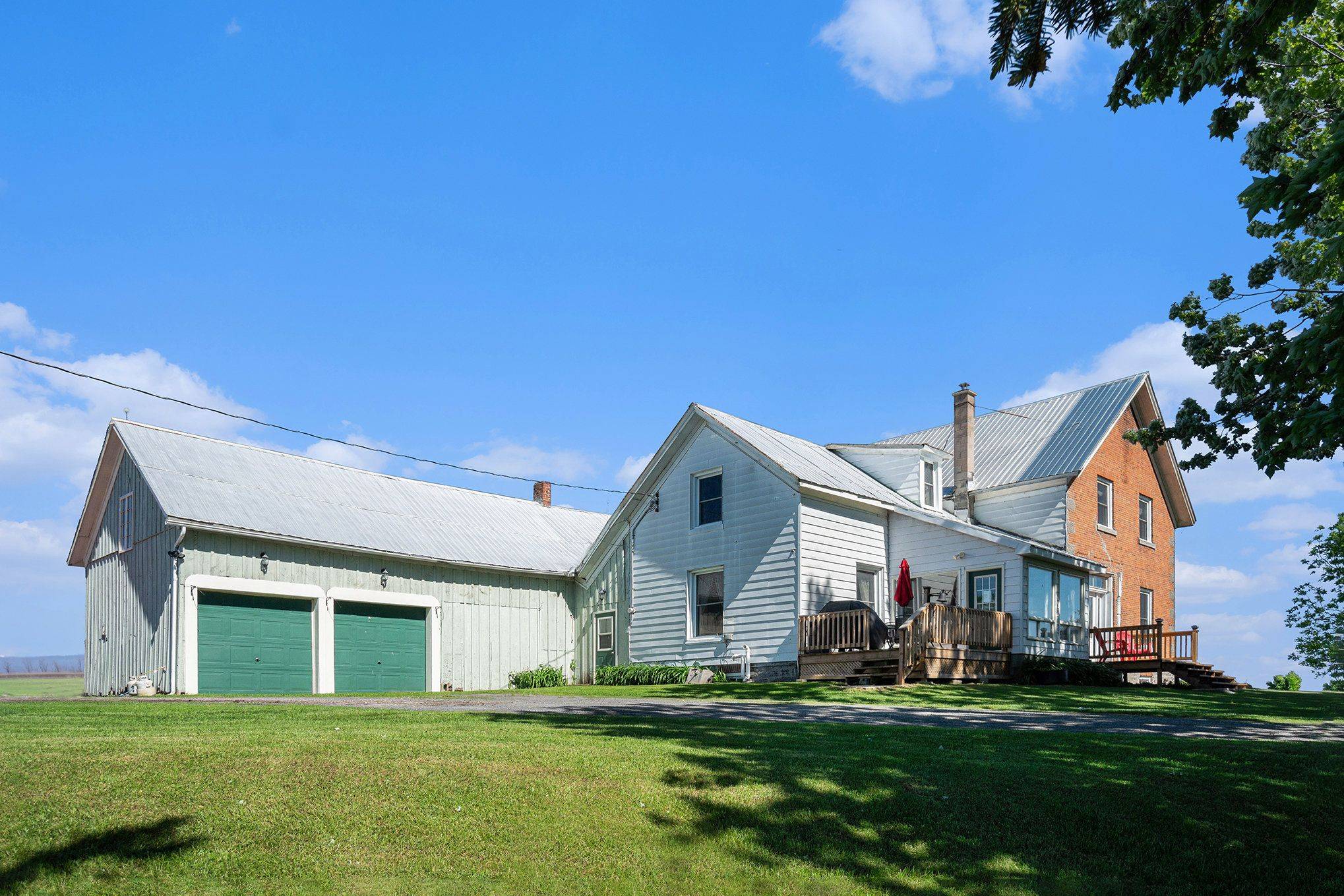 2327 31 HWY, North Dundas, ON K0C 2K0