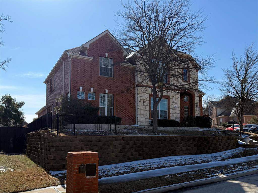 1020 Thorncliff Trail, Irving, TX 75063