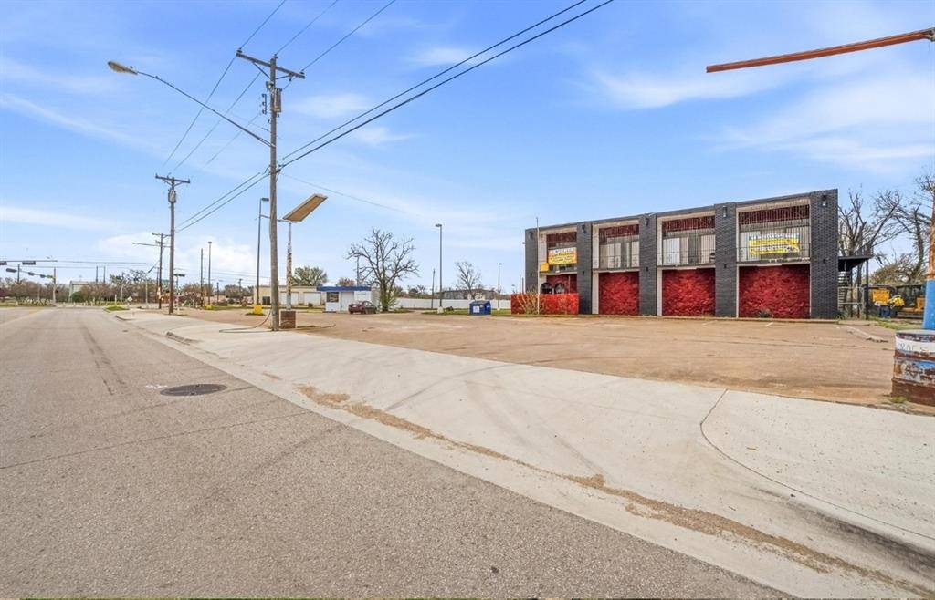 2908 E 11th Street, Dallas, TX 75203