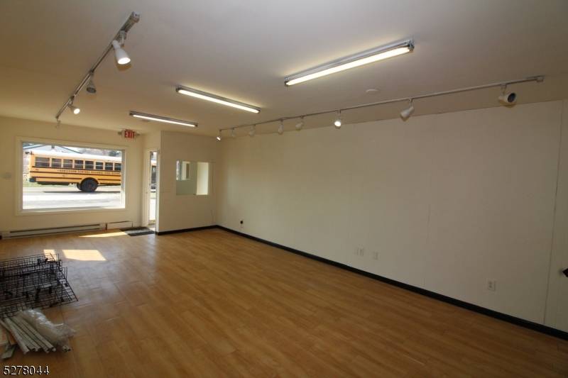 44 Hwy 31  Suite A, Raritan Twp., NJ 08822