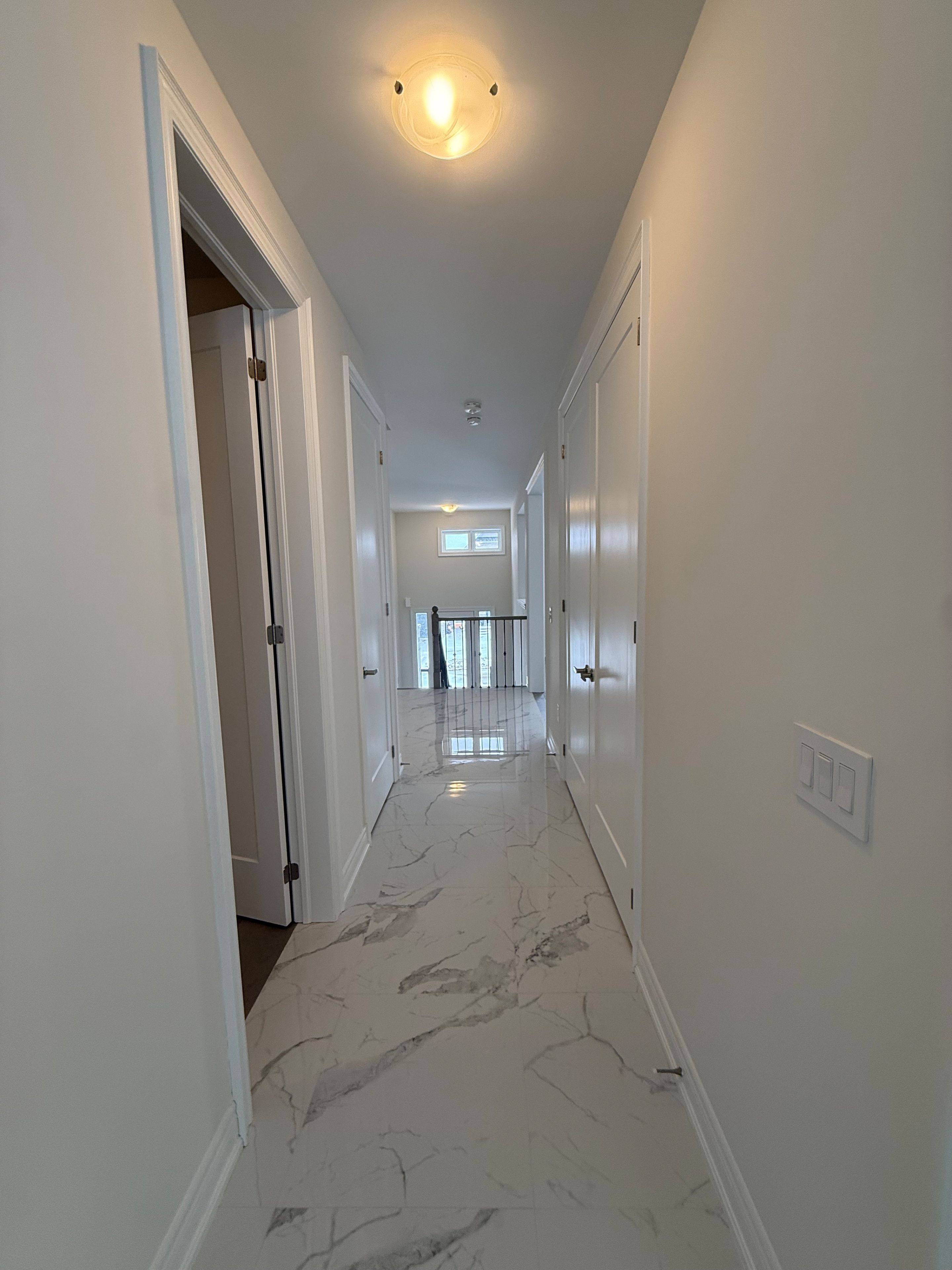 173 Rowe ST, Bradford West Gwillimbury, ON L3Z 4N2