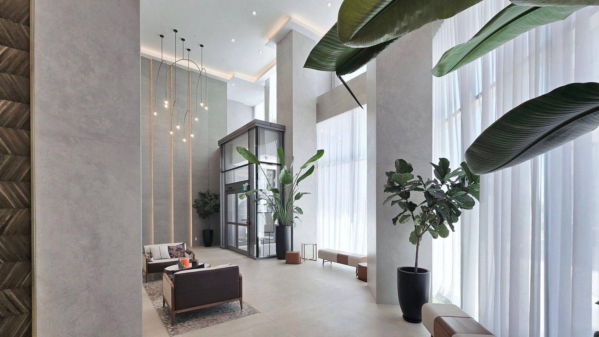 1000 Portage Pkwy #902, Vaughan, ON L4K 0L1