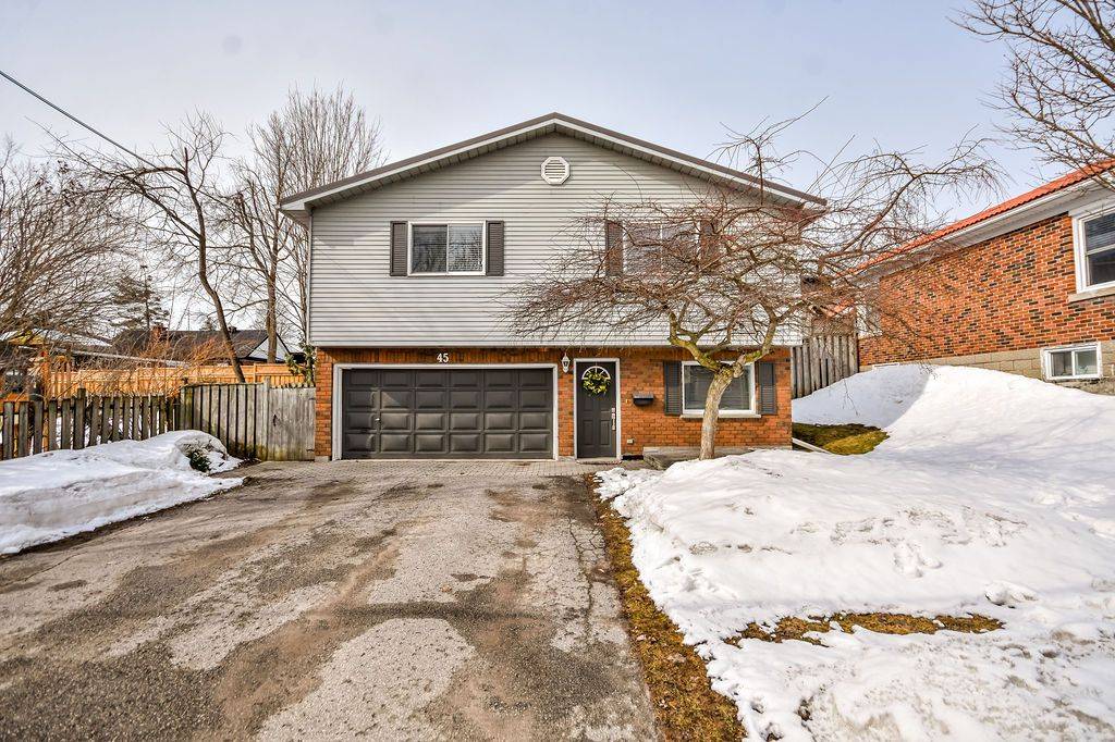 45 Dallas ST, Orillia, ON L3V 7T8