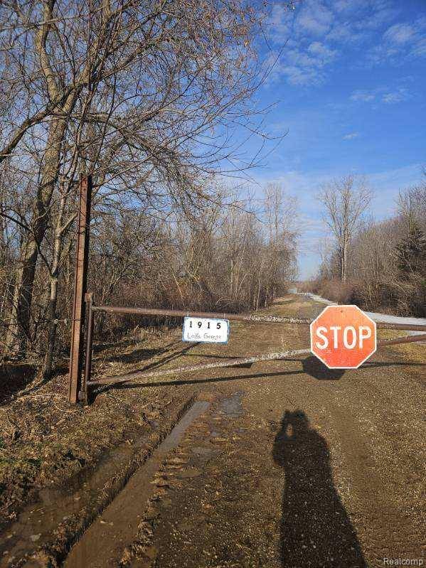 1915 S Lake George RD, Attica Township, MI 48412