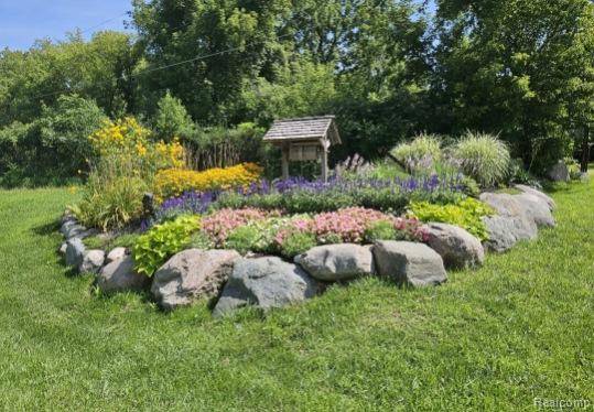 1915 S Lake George RD, Attica Township, MI 48412