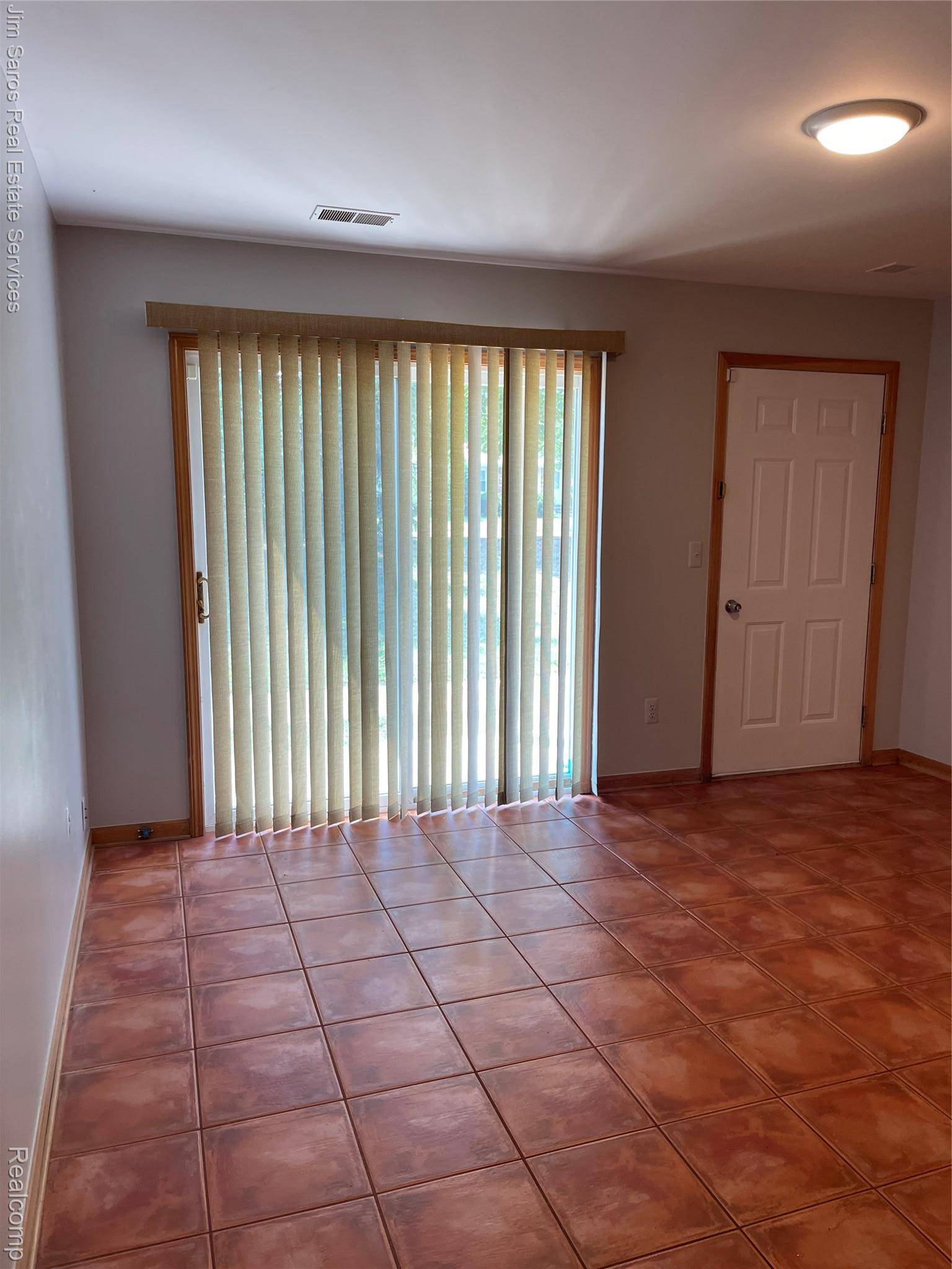 24002 Wedgewood CIR, Warren, MI 48091