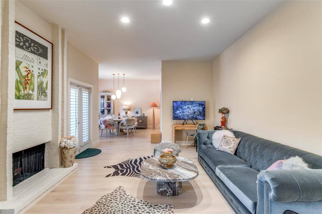 10433 High Hollows Drive #117, Dallas, TX 75230