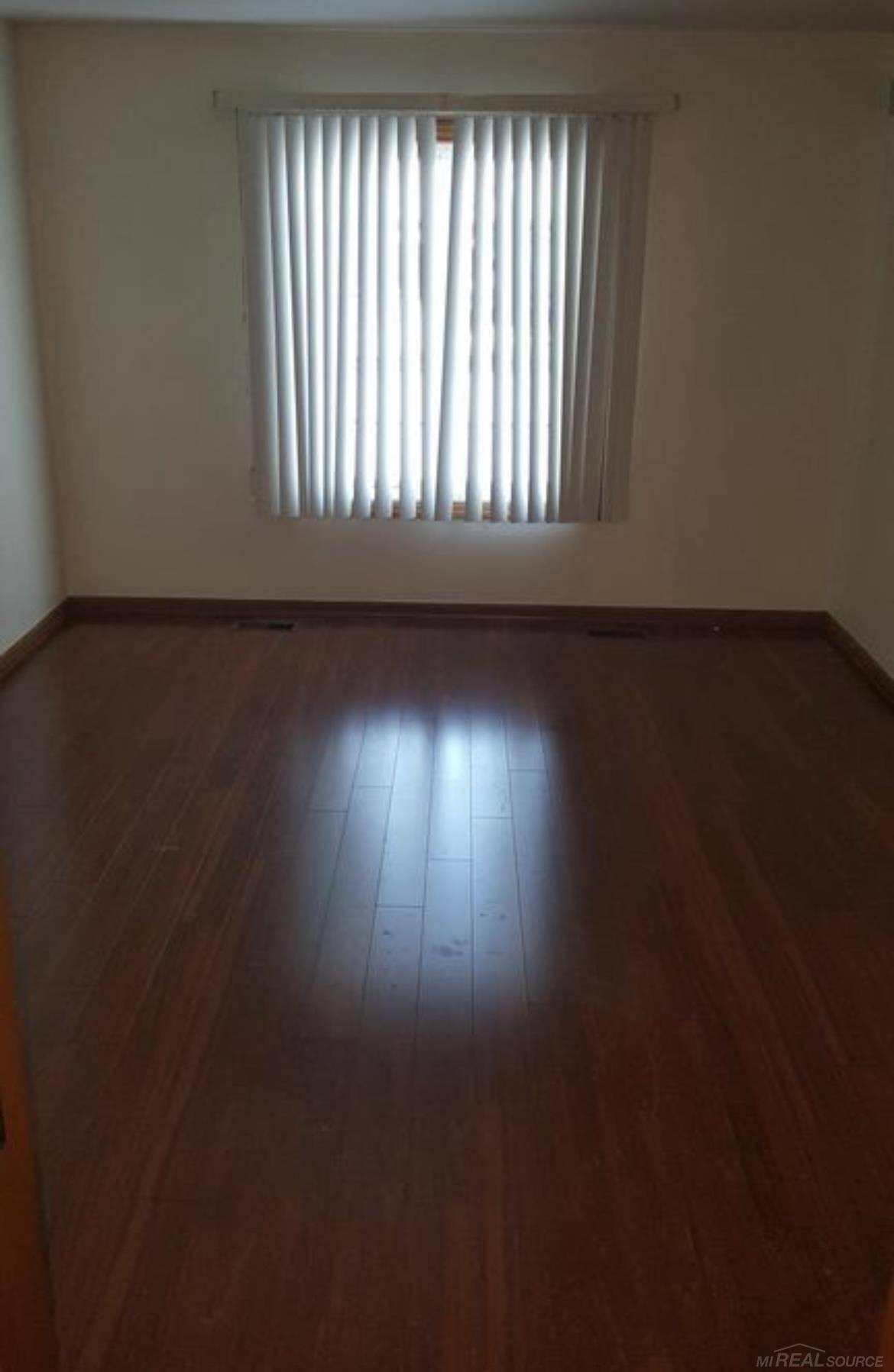 15312 Ashley CT, Macomb Twp, MI 48044