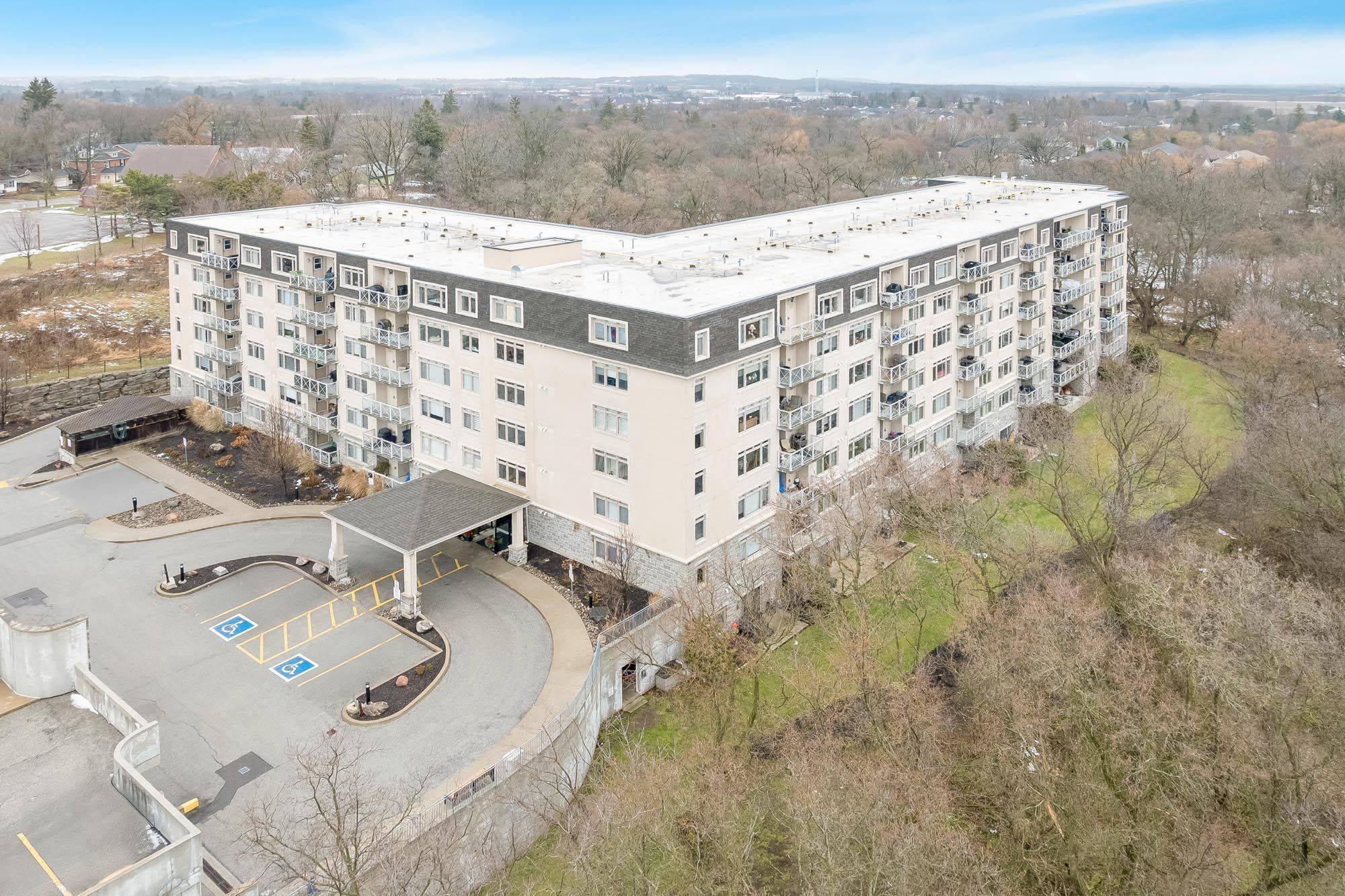 149 Church ST #418, King, ON L0G 1T0