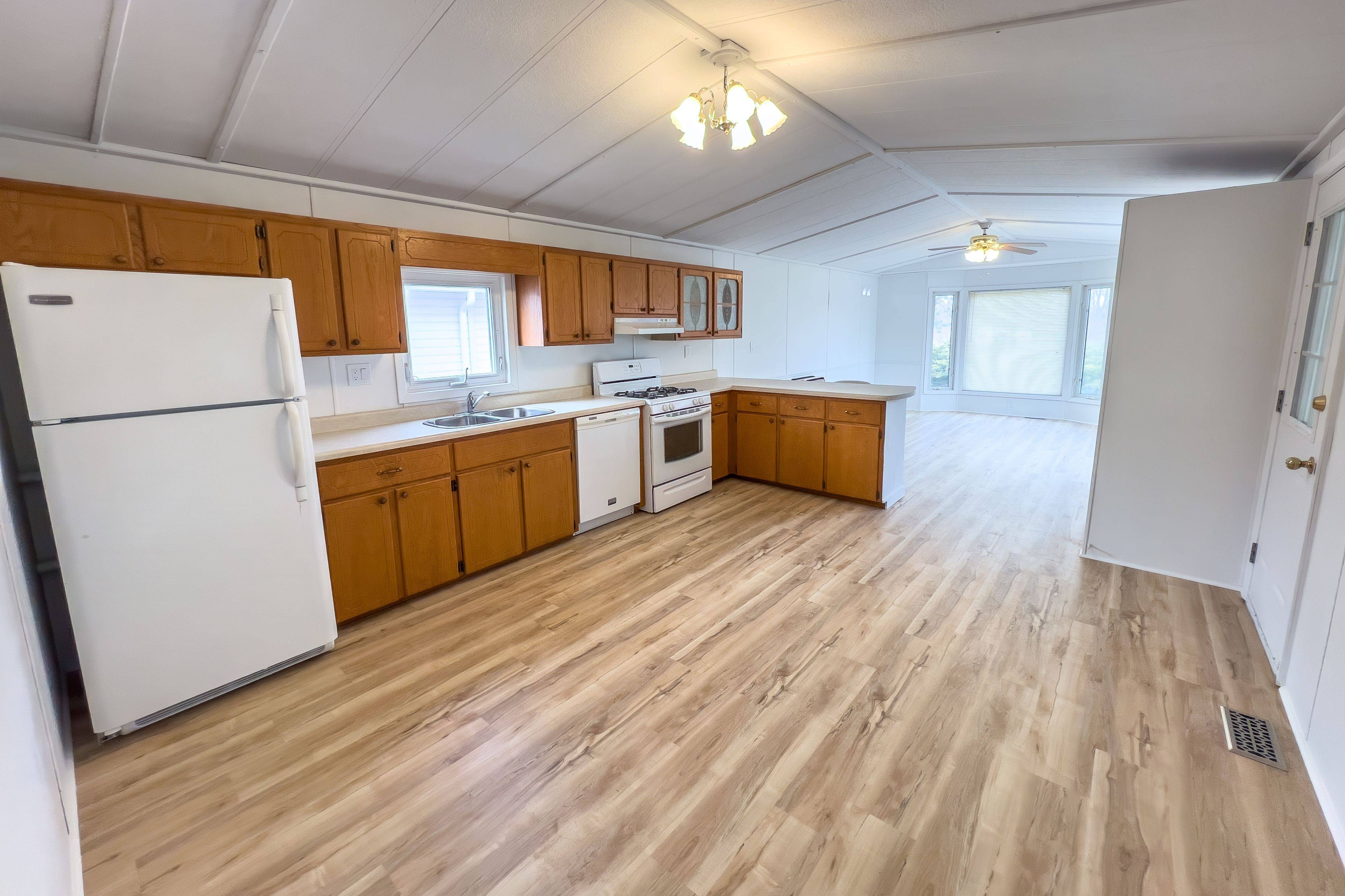 3033 TOWNLINE RD #74, Fort Erie, ON L0S 1S0