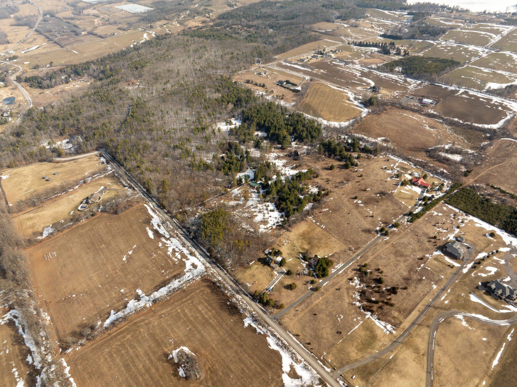 262 Golf Course RD W, Quinte West, ON K0K 3E0