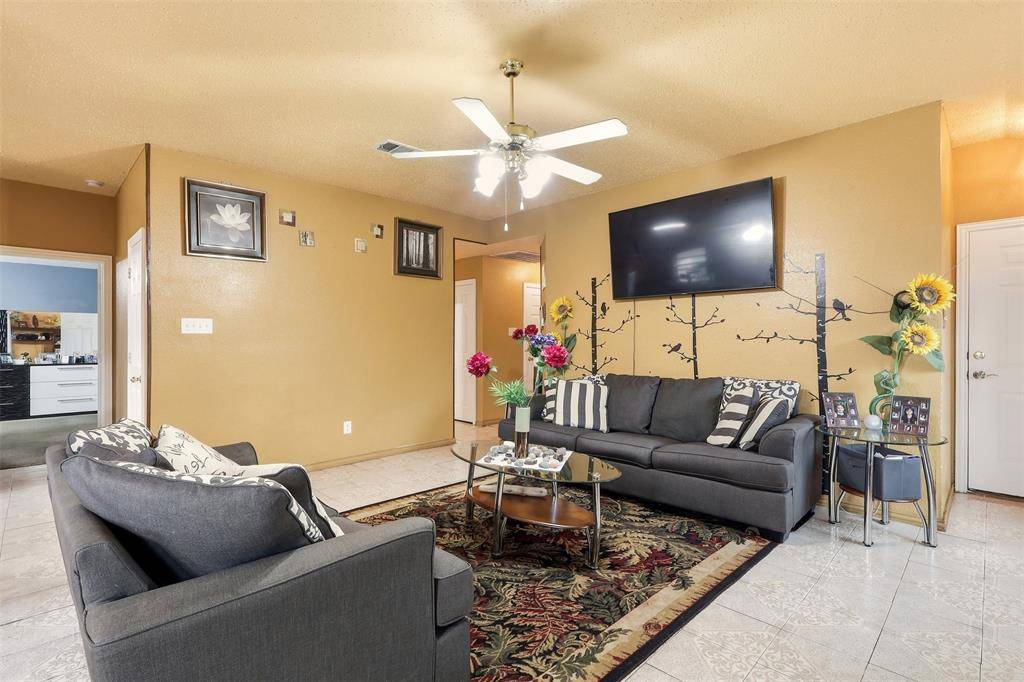 606 W 6th Street, Irving, TX 75060