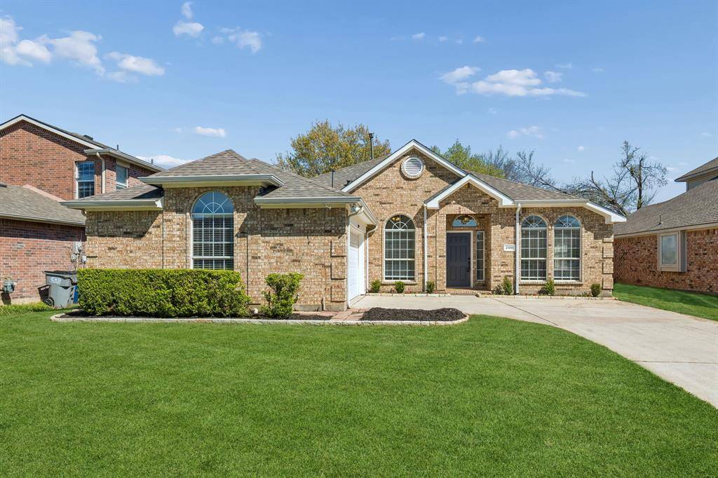 2106 Wagon Wheel Trail, Corinth, TX 76208