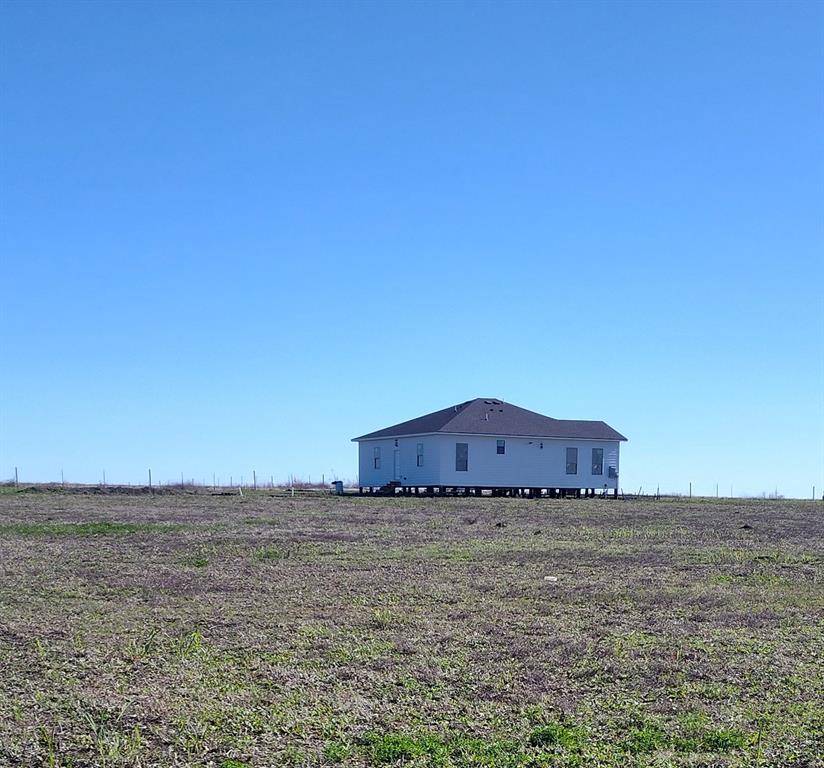 237 Barry Country Court, Barry, TX 75102