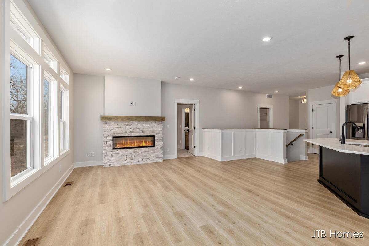 6607 Timber Crest DR NE #56, Plainfield Twp, MI 49341