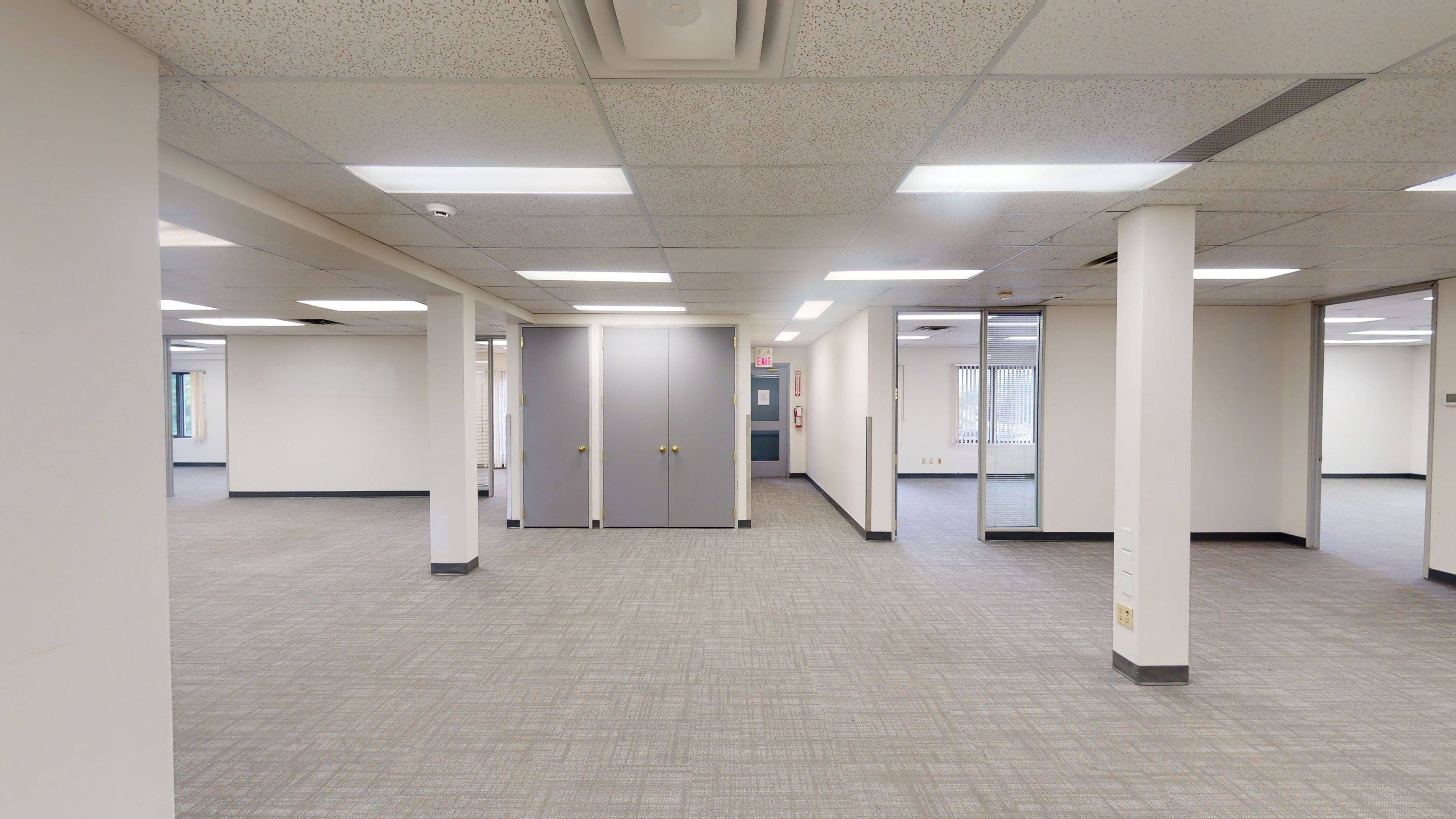 5397 Eglinton AVE #208, Toronto W08, ON M9C 5K6