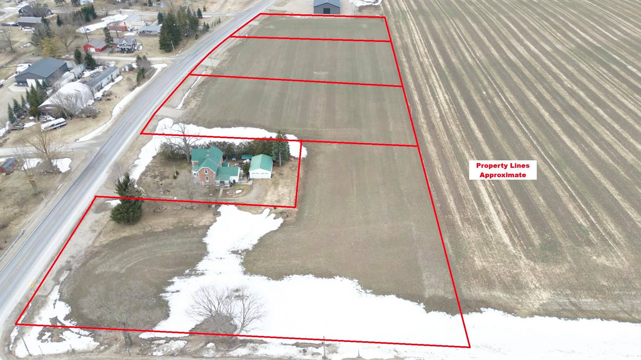 2027 Harriston RD, Howick, ON N0G 1X0