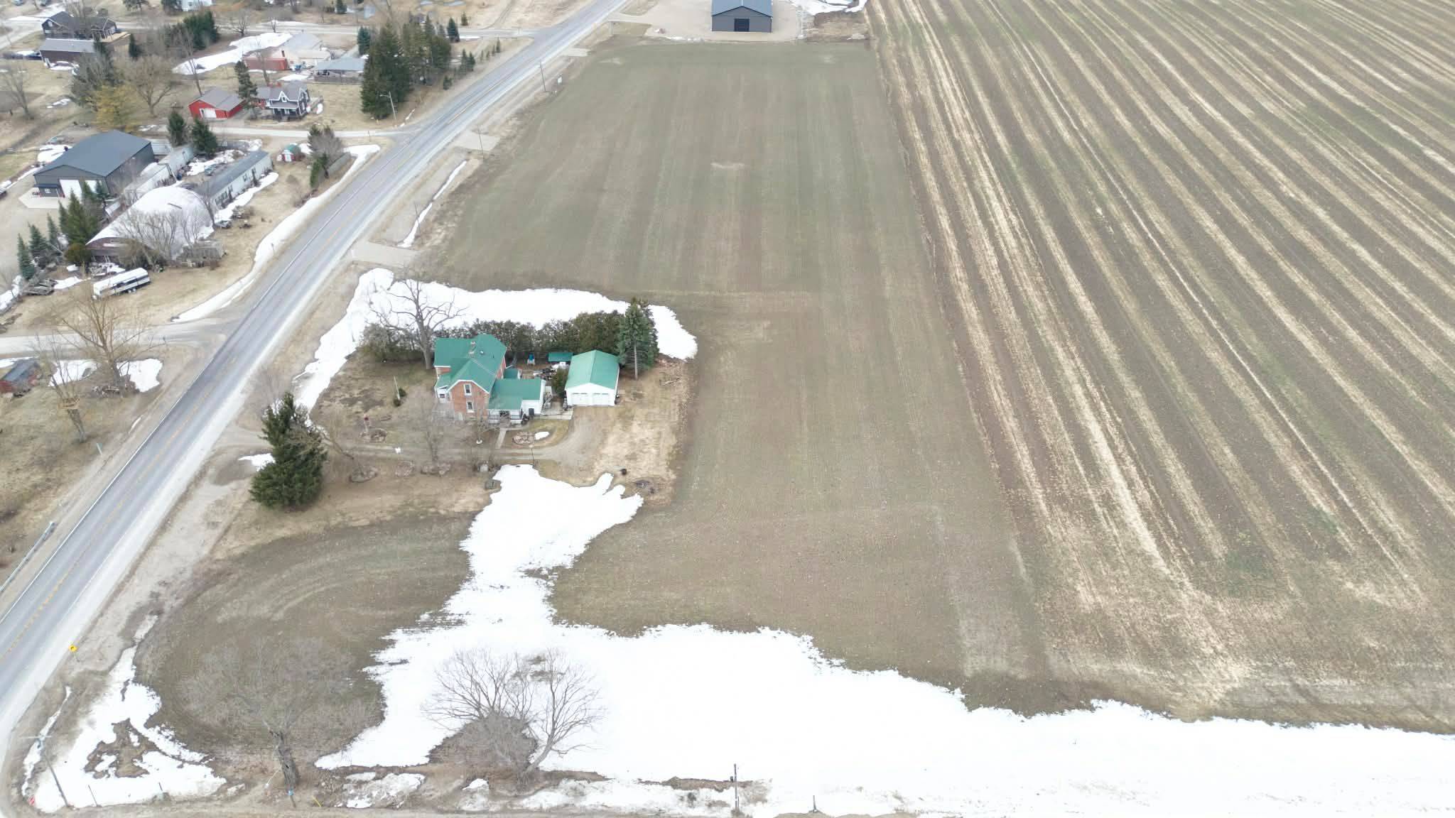 2027 Harriston RD, Howick, ON N0G 1X0