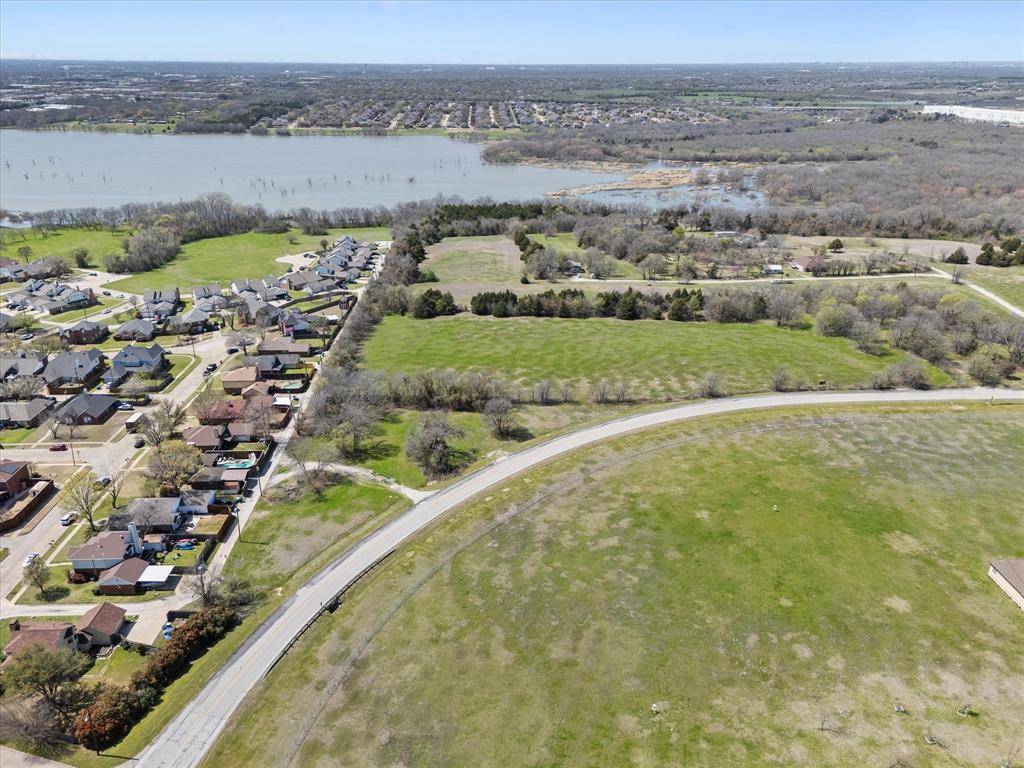 6409 Chiesa Road, Rowlett, TX 75089