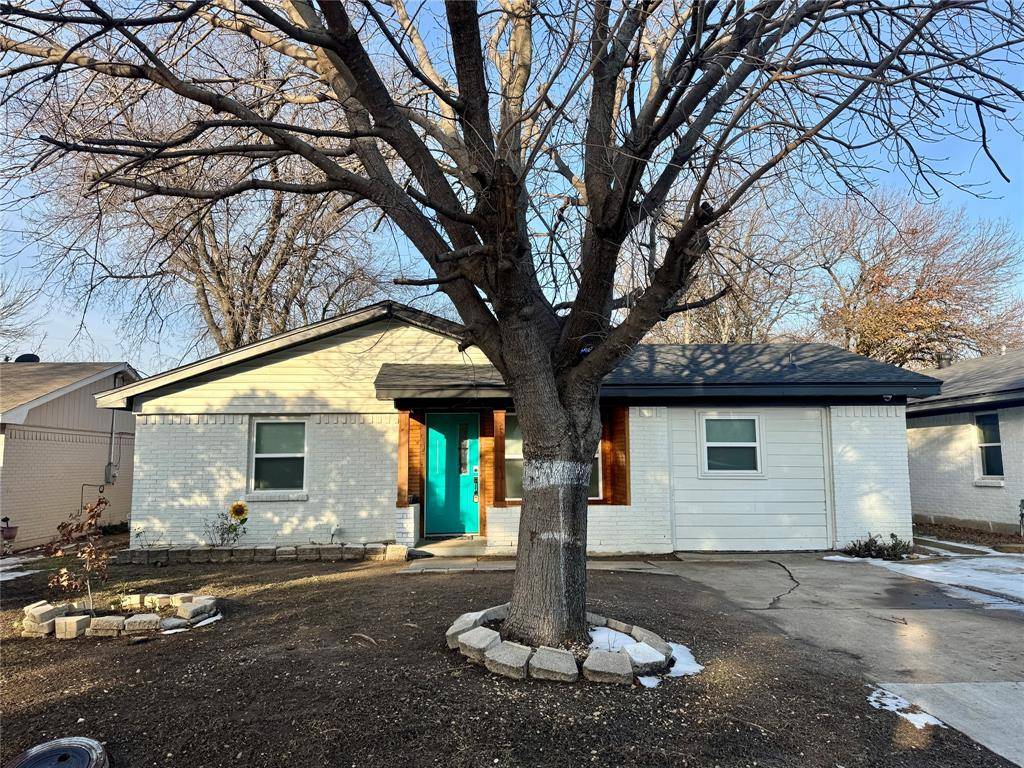 413 SW 14th Street, Grand Prairie, TX 75051