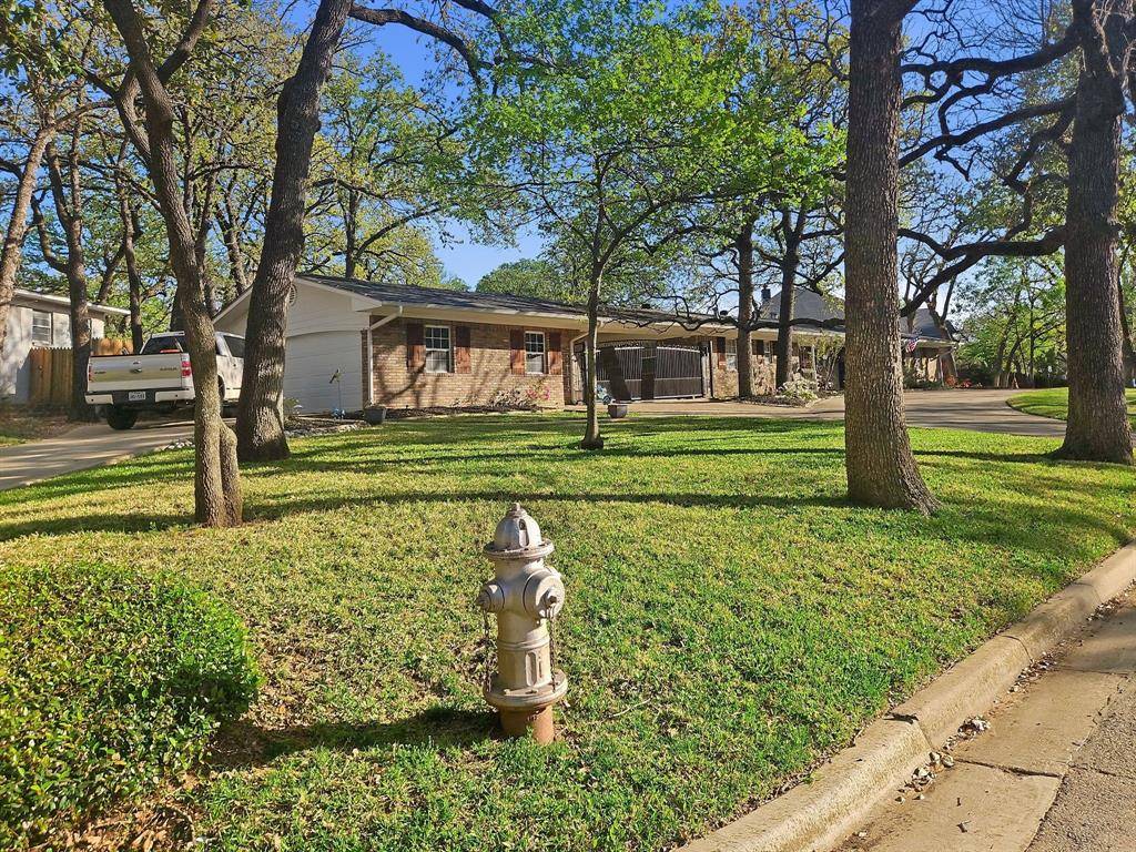 713 Ross Trail, Arlington, TX 76012
