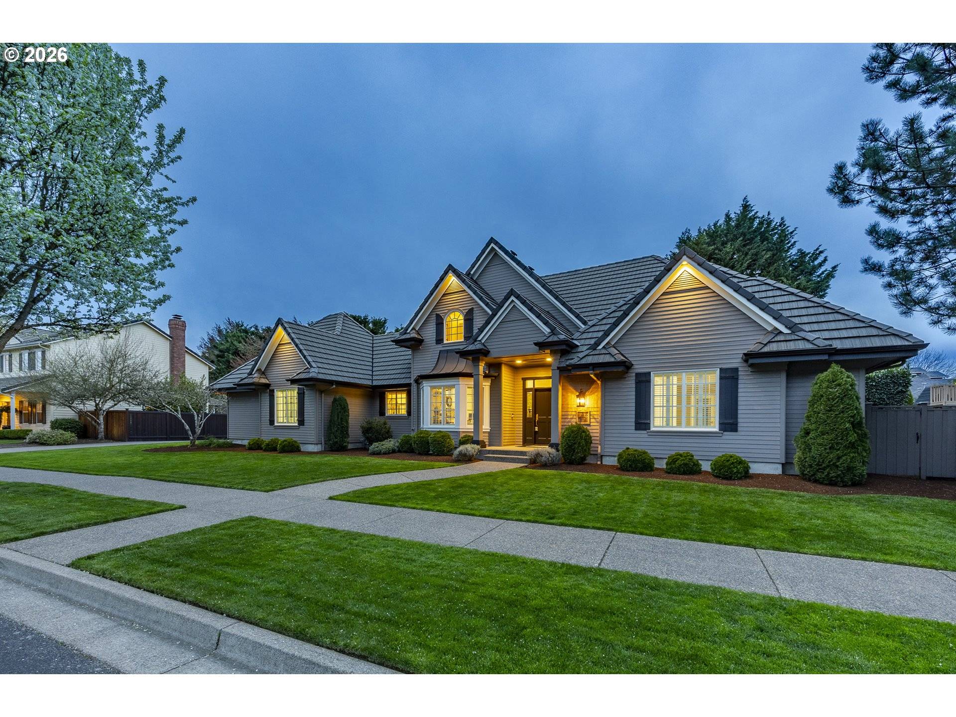 2332 DEVON AVE, Eugene, OR 97408