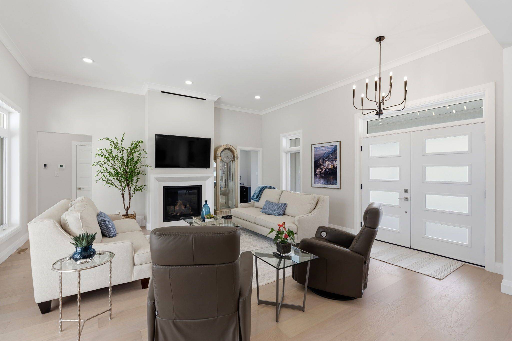 18 Fawn Creek LN, Bluewater, ON N0M 1G0