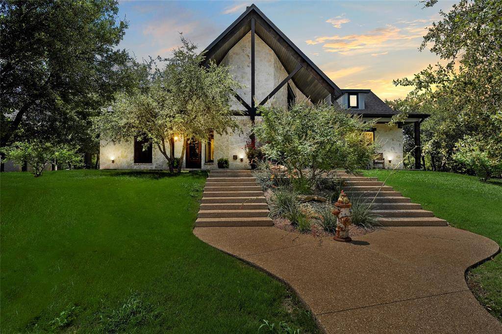 8029 North River Crossing, China Spring, TX 76633