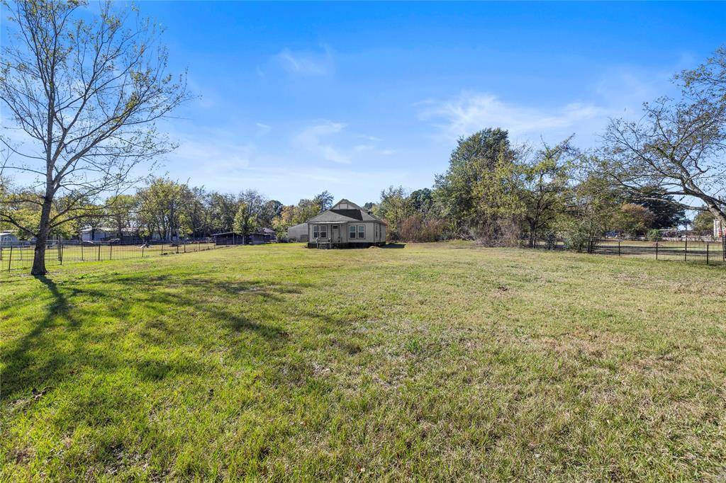 229 Orchard Street, Alba, TX 75410