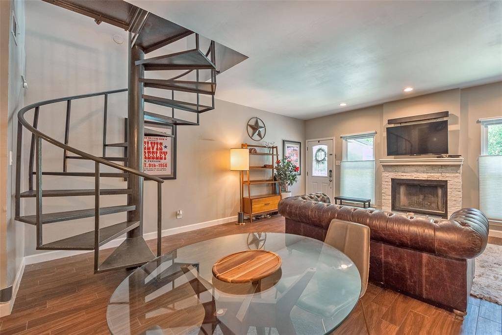 5701 Gaston Avenue #8, Dallas, TX 75214