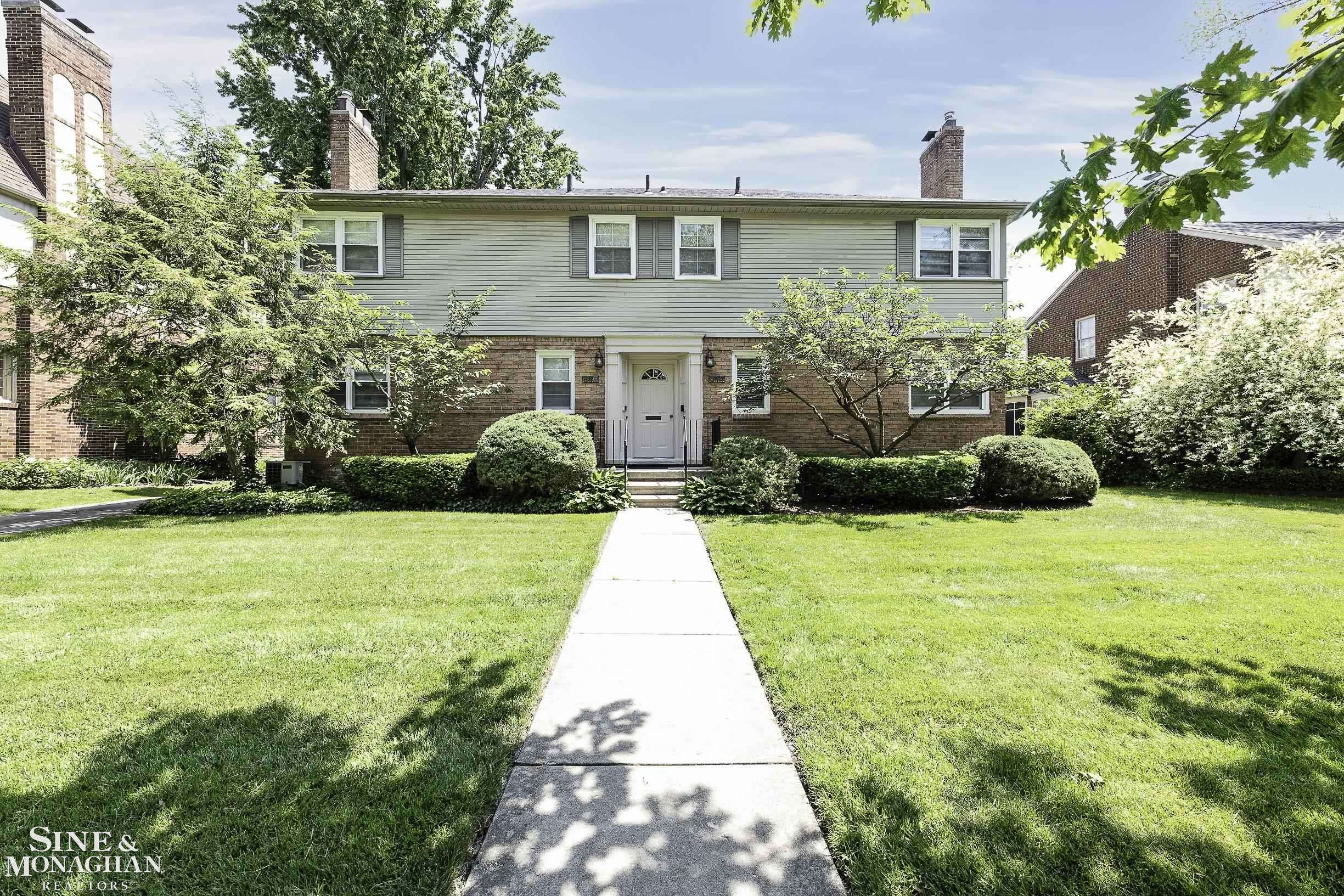 814 Harcourt RD, Grosse Pointe Park, MI 48230