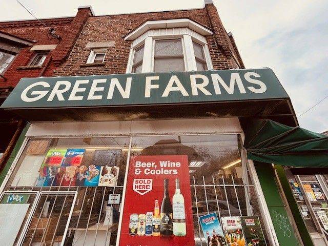 1364 Bathurst ST, Toronto C02, ON M5R 3H7