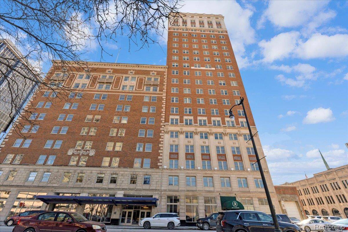 525 W LAFAYETTE BLVD #12E, Detroit, MI 48226